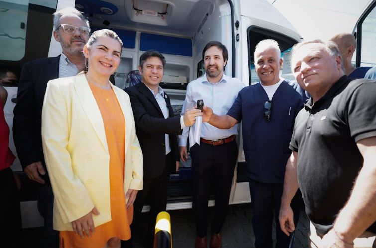 Kicillof recorrió las obras de ampliación en el Hospital “Mariano y Luciano de la Vega” en Moreno