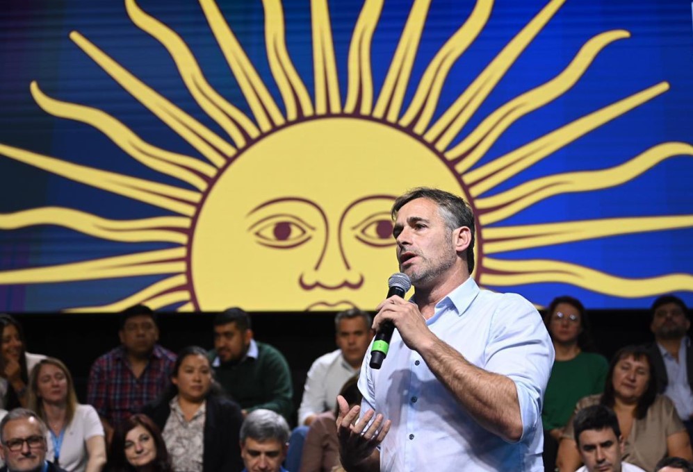 El intendente Achával sobre el peronismo: 