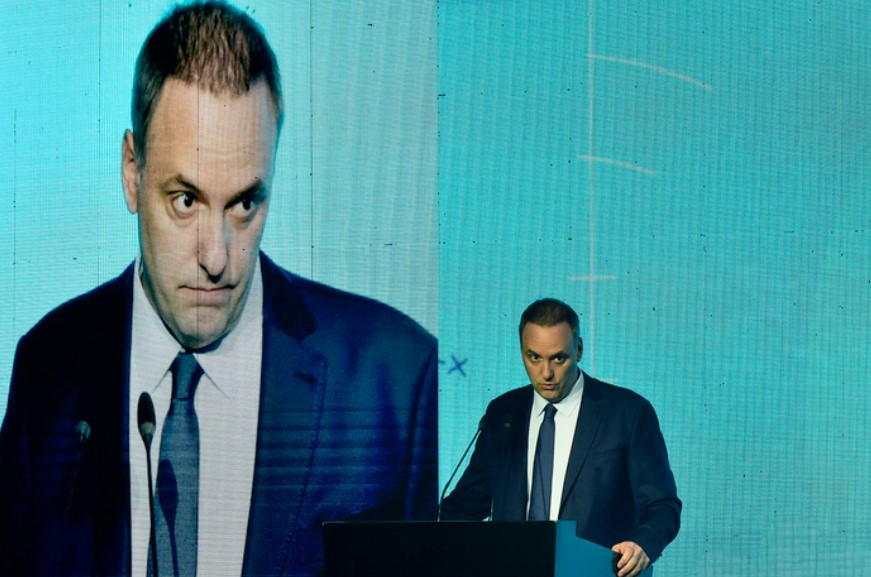 Manuel Adorni le respondió a Mauricio Macri: “Mal que le pese, el Gabinete lo elige el Presidente”