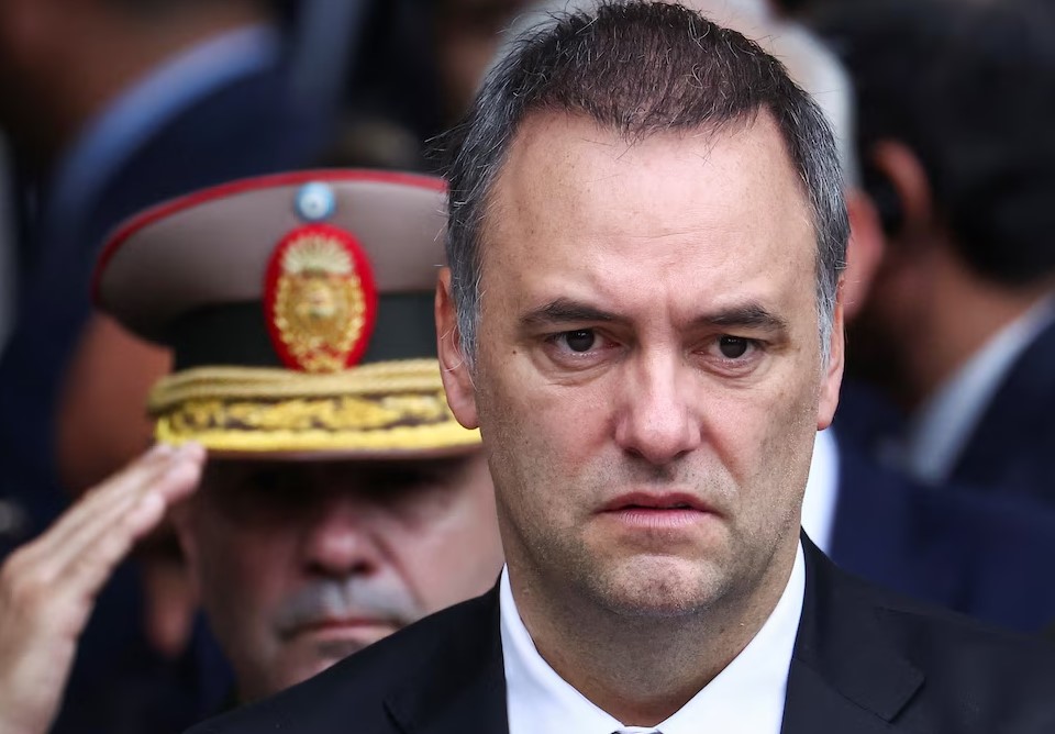 Pidieron nuevos informes sobre las propiedades y los viajes de Manuel Adorni en la causa por enriquecimiento ilícito