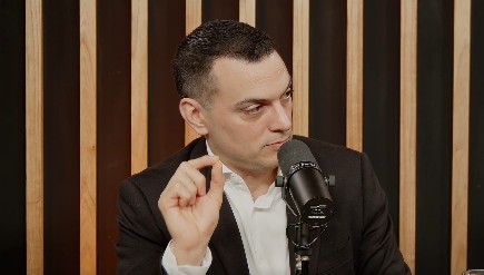 Álvarez Agis, duro con la inflación de Milei: “Al final del día el ancla es la recesión”