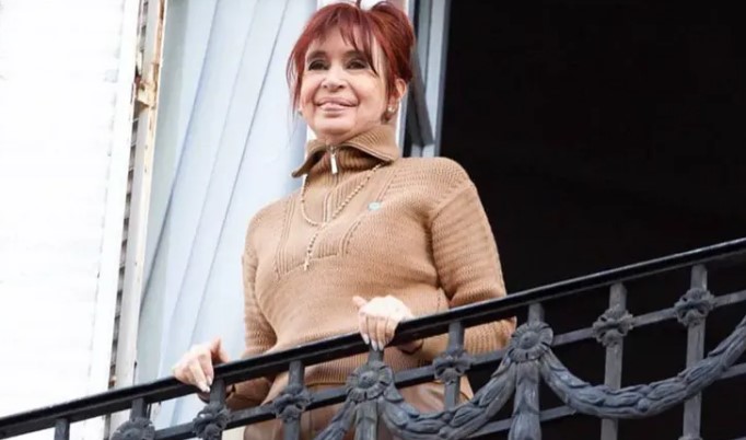 El peronismo se moviliza a un año de la condena a Cristina Kirchner