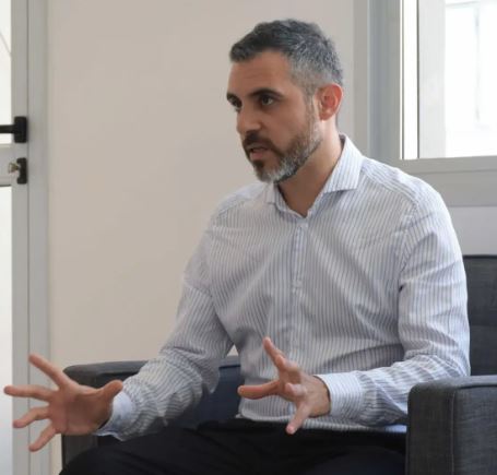 Girard: “La oposición no está a la altura de las circunstancias”