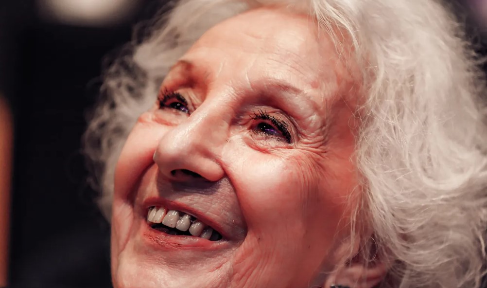 Estela de Carlotto cumple 95 años: los afectuosos saludos de Cristina Kirchner, Axel Kicillof y más