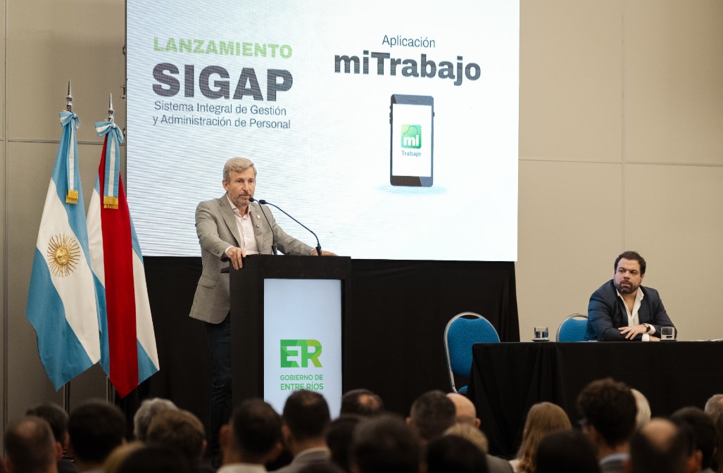 Frigerio presentó la app Mi Trabajo para empleados de la administración pública
