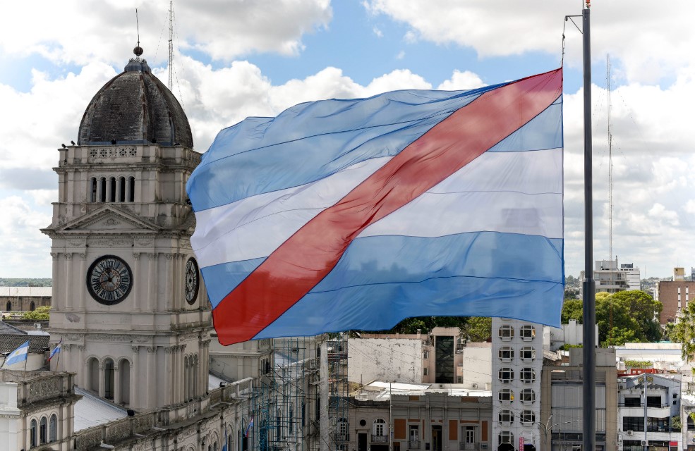 Entre Ríos recibirá un nuevo adelanto de coparticipación por 150.000 millones de pesos