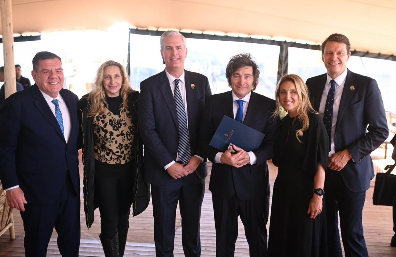 Milei inauguró la fábrica Lamb Weston en MDQ, pero lo primereó Kicillof que fue hace tres días