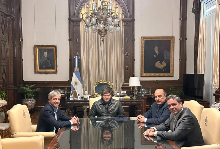 El Gobierno reflotó el Ministerio del Interior, asignó a Catalán al frente y solo convocará a Gobernadores