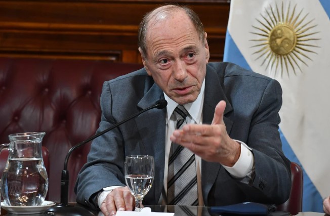 Eugenio Zaffaroni aseguró que uno de los jueces de la Corte Suprema duda sobre fallar contra Cristina Kirchner
