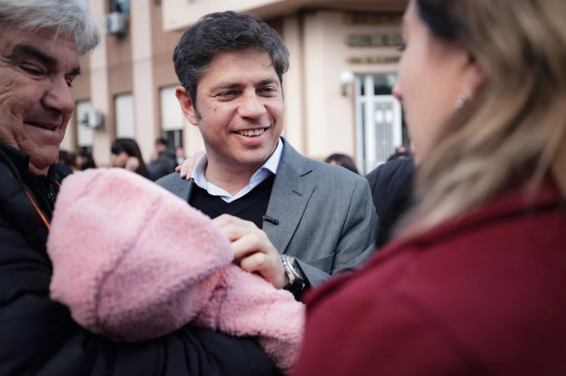 Axel Kicillof vs Milei: 
