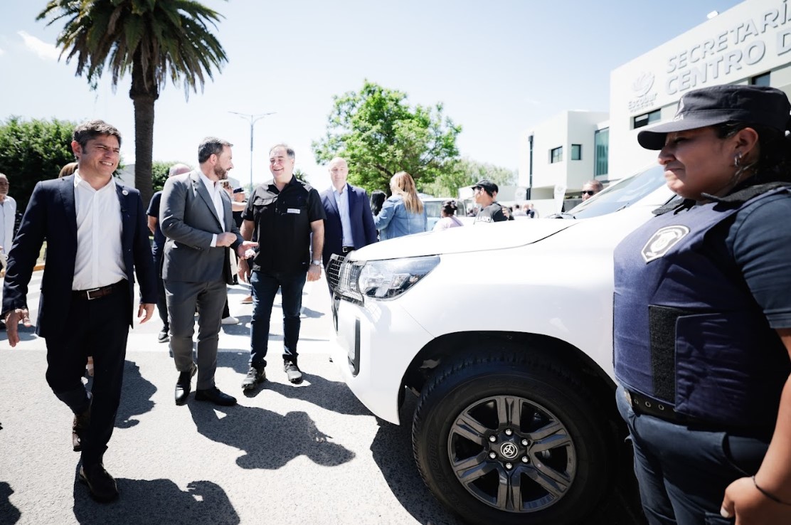 Kicillof entregó nuevos patrulleros para fortalecer la seguridad en Escobar