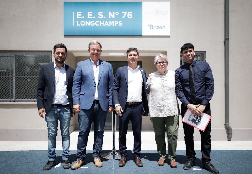 Kicillof inauguró nueva infraestructura educativa en Almirante Brown