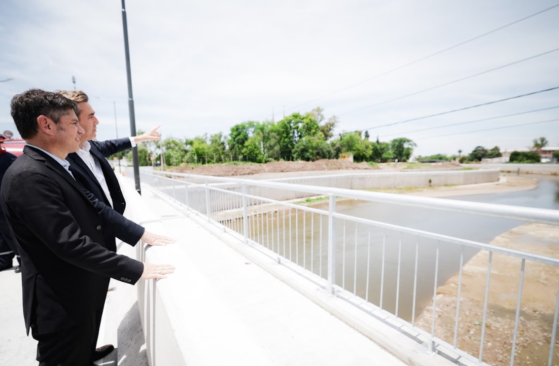 Kicillof inauguró el nuevo Puente Gogna sobre el Río Luján
