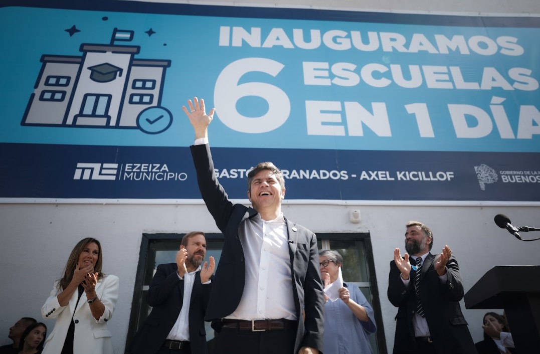 Kicillof inauguró seis edificios educativos en un día en Ezeiza