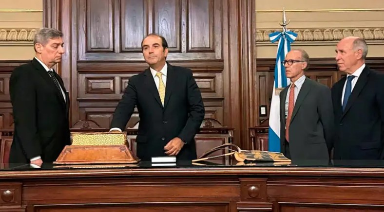 Manuel García-Mansilla renunció a la Corte Suprema