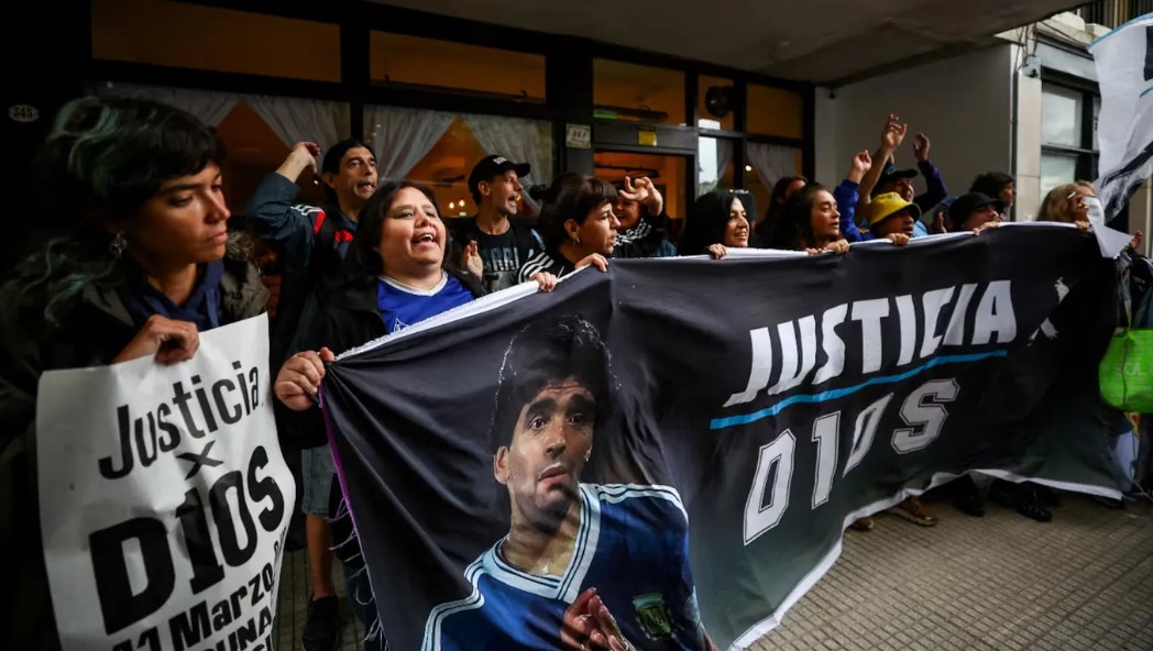 Se suspendió el juicio por la muerte de Diego Maradona tras el escándalo de la jueza