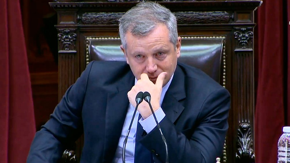 Emotiva despedida a Monzó en diputados