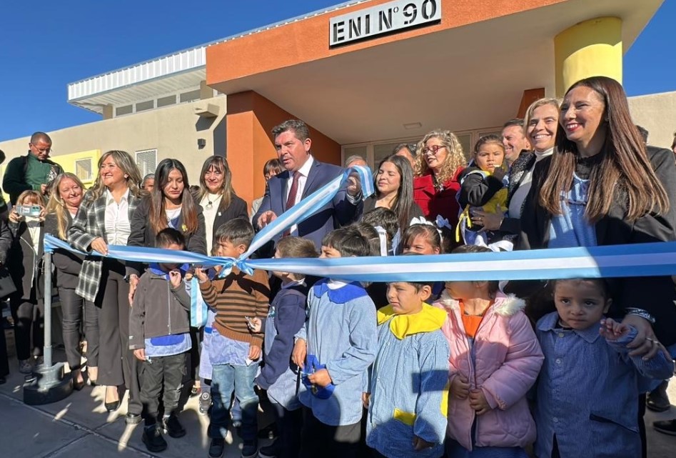 Orrego resaltó el boleto educativo gratuito y afirmó que el acceso a estudiar ya no tiene barreras económicas