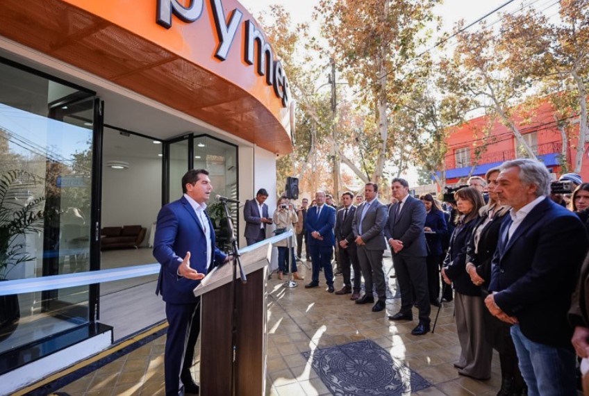 Orrego anunció $15.000 millones en créditos para Pymes y emprendedores