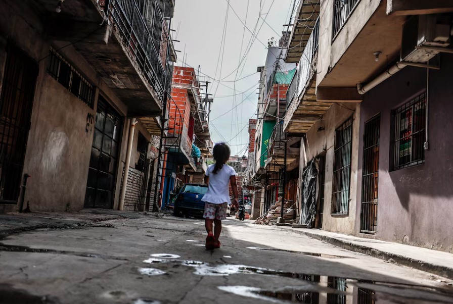 Demoledor dato: seis de cada 10 niños son pobres en Argentina, según la UCA
