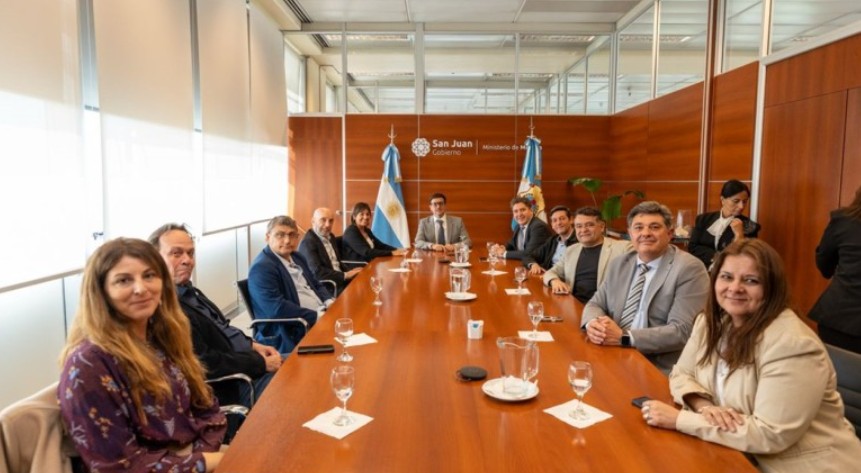 San Juan lanzó un programa de asistencia financiera para pequeños productores mineros