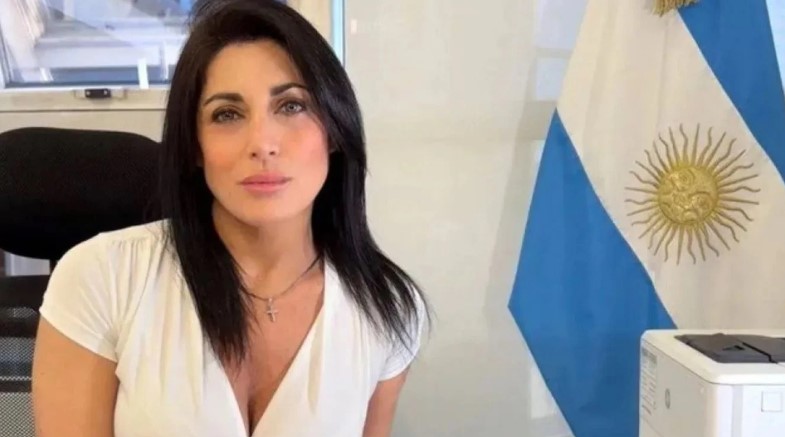 La diputada libertaria Juliana Santillán dijo que se reunió con el embajador de Checoslovaquia, país que se disolvió en 1992