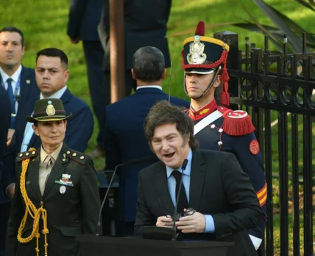 Milei avaló la autodeterminación y quiere que los kelpers devuelvan Malvinas cuando Argentina es potencia