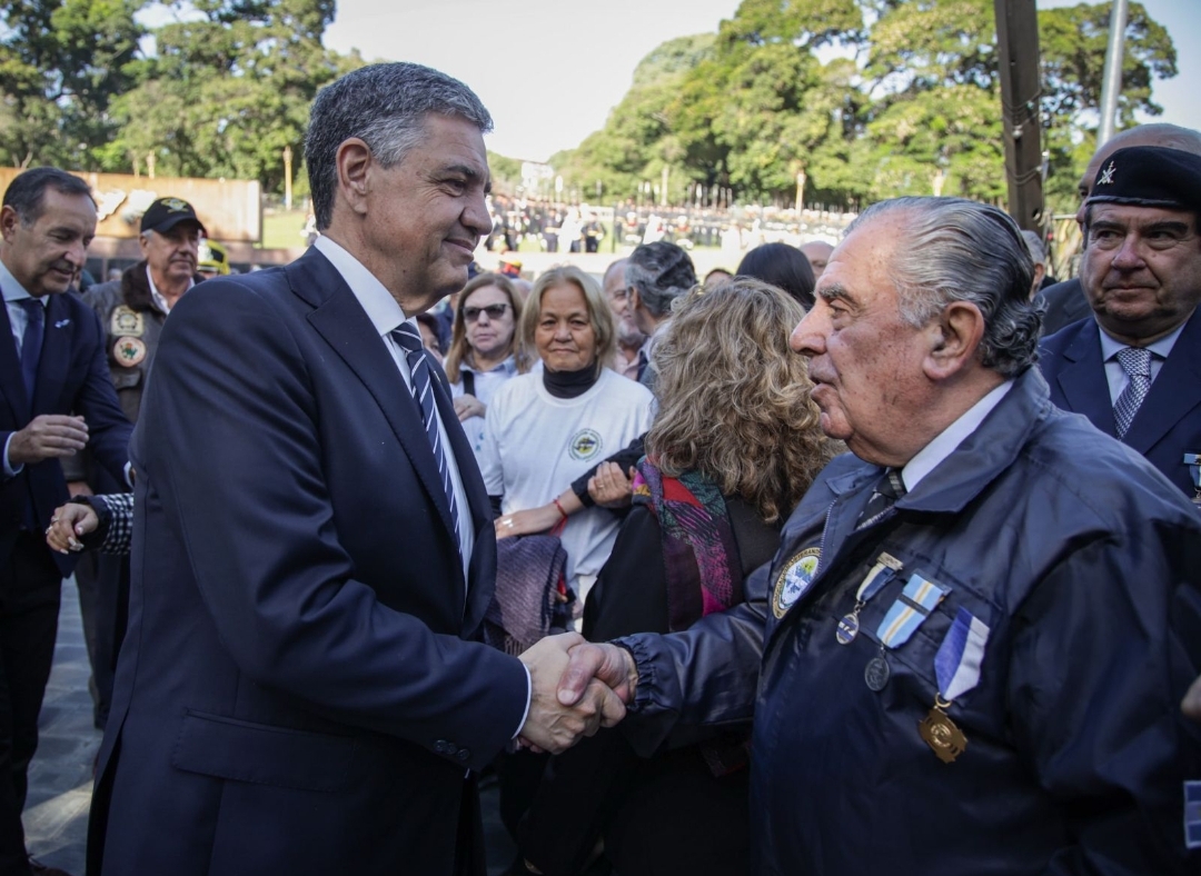 Jorge Macri homenajeó a los veteranos y caídos en la Guerra de Malvinas