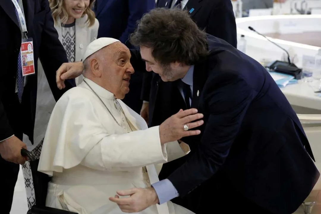 Milei recordó las charlas con el Papa sobre la pobreza: