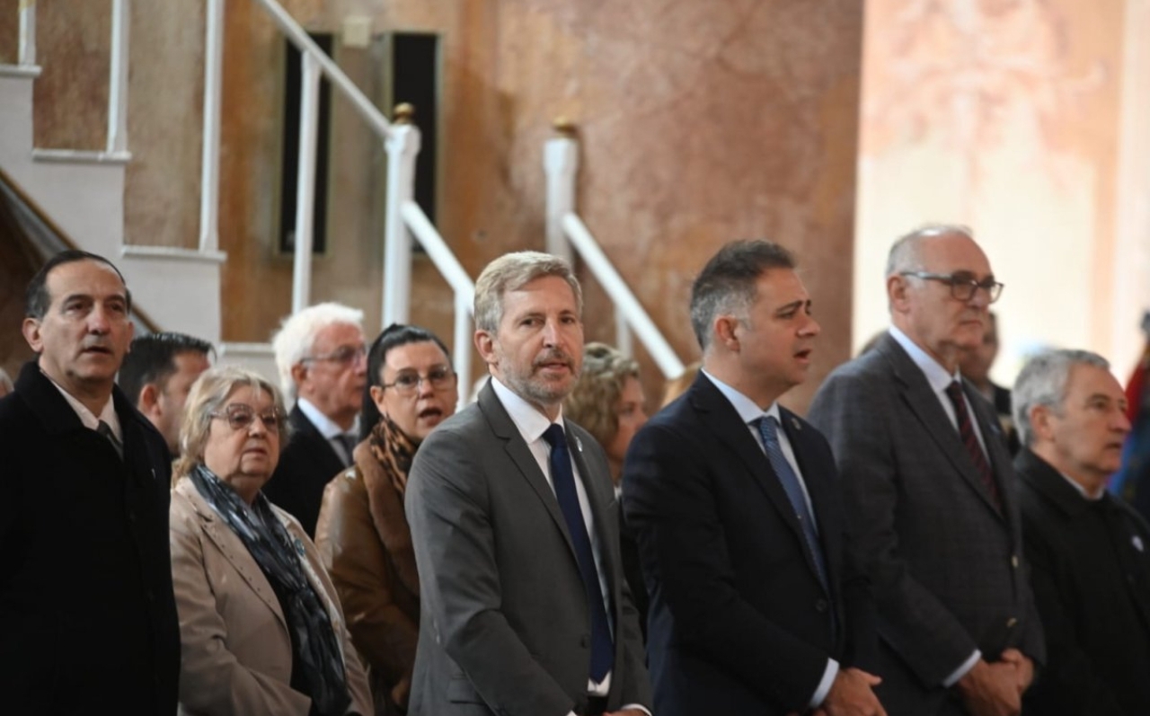 Frigerio participó del Tedeum en Gualeguaychú y dio inicio a la gran celebración del 25 de Mayo