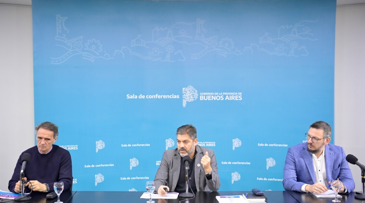 Bianco comparó la deuda de Nación a Provincia con el caso Adorni: “Son 37.187 pendrives”