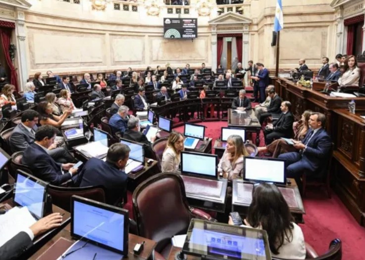 El Gobierno espera sancionar la reforma laboral y la ley penal juvenil antes del 1° de marzo