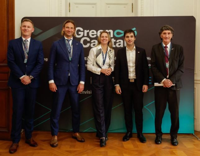Torres destacó las condiciones de Chubut para convertirse en uno de los principales polos de infraestructura digital del país