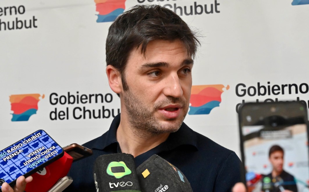 Torres se reúne con el ministro del Interior de la Nación por el Presupuesto y las retenciones al crudo
