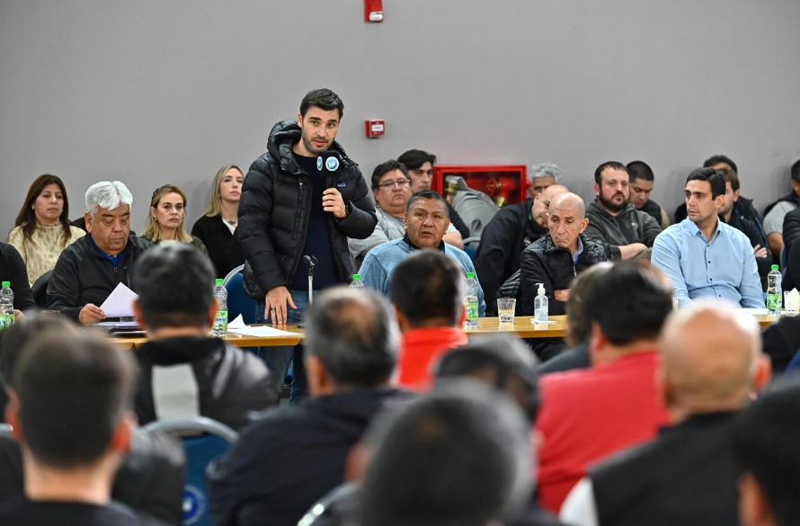 Chubut: con el barril por encima de los U$S 100, Ignacio Torres exigió más inversiones petroleras