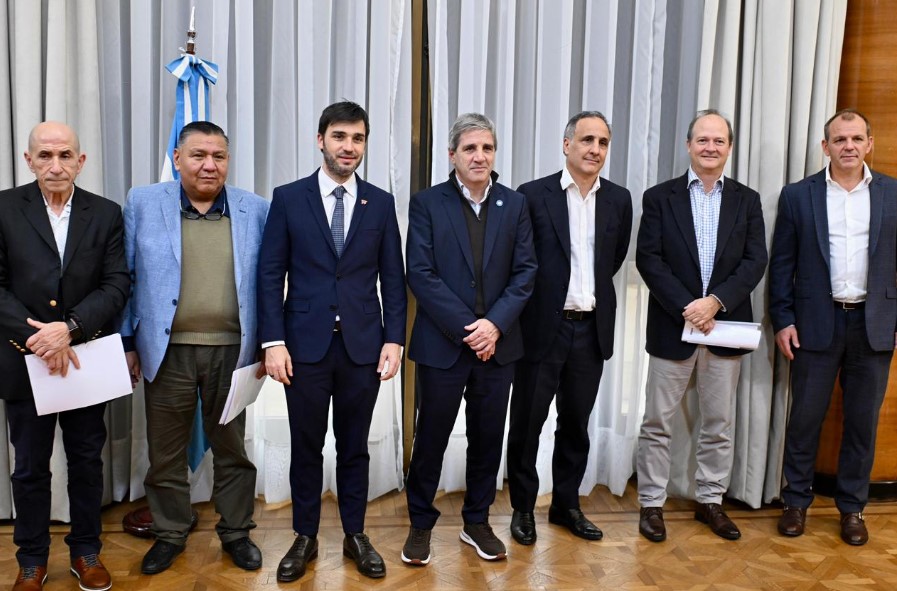 Chubut suma USD 680 millones en inversiones a través del RIGI para sostener la actividad petrolera