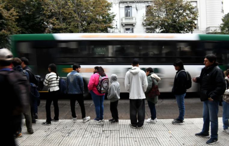 En el AMBA | Hay hasta un 30% menos de colectivos en circulación