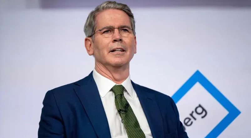 Scott Bessent anunció que el Tesoro de EE.UU. negocia con Argentina un swap por 20 mil millones de dólares