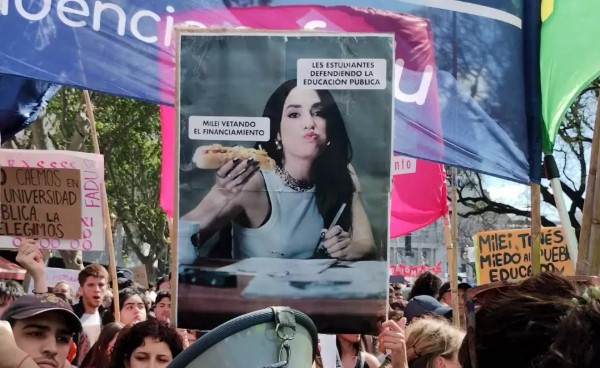 Famosos, influencers y artistas se unieron por la universidad pública 