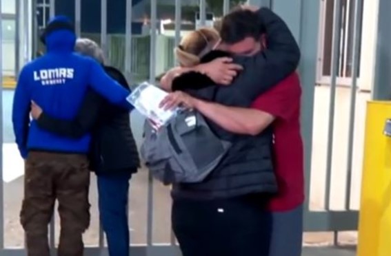 Llegó a Ezeiza el vuelo con diez argentinos deportados de Estados Unidos